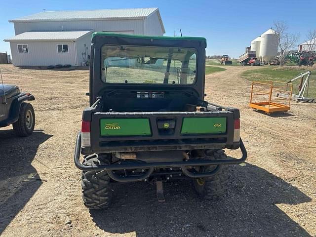 Image of John Deere XUV 835R equipment image 3