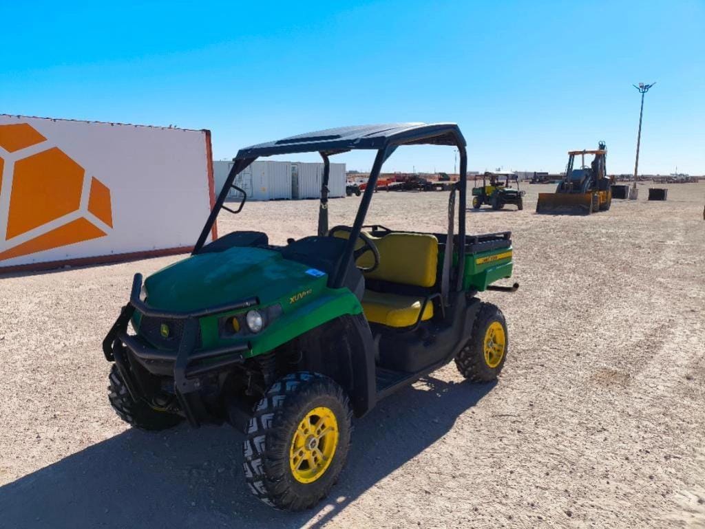 John Deere XUV 550 Equipment Image0