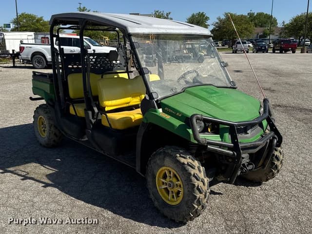 Image of John Deere XUV 550 S4 equipment image 2