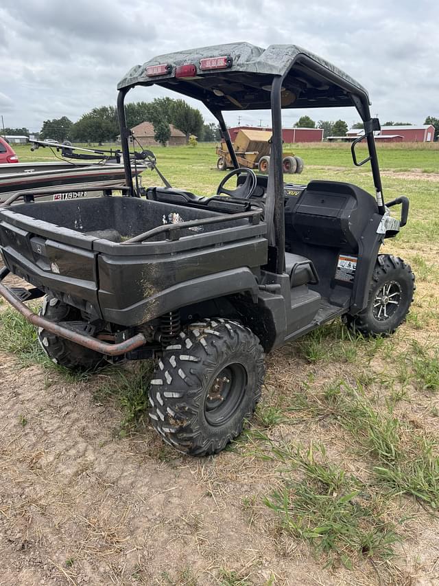 Image of John Deere XUV 550 equipment image 3