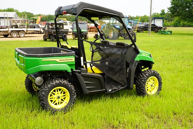 Image of John Deere XUV 590M equipment image 2