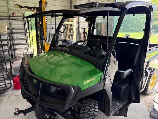 Image of John Deere XUV 835M equipment image 1