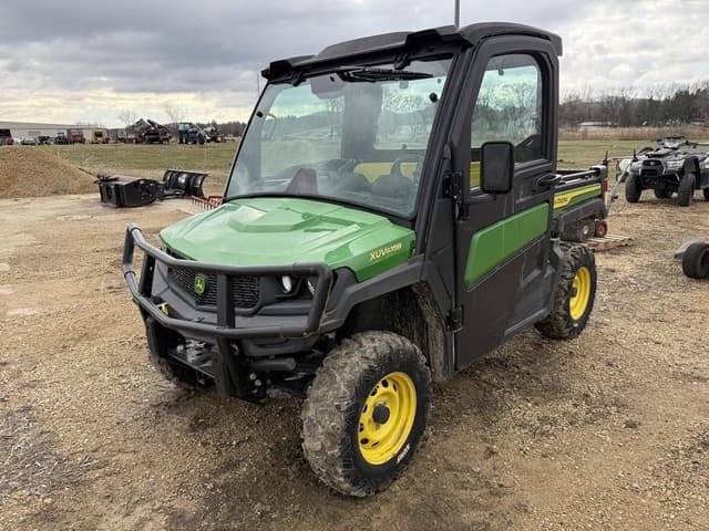 Image of John Deere XUV 835M equipment image 2