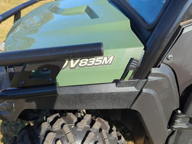 Image of John Deere XUV 835M equipment image 1