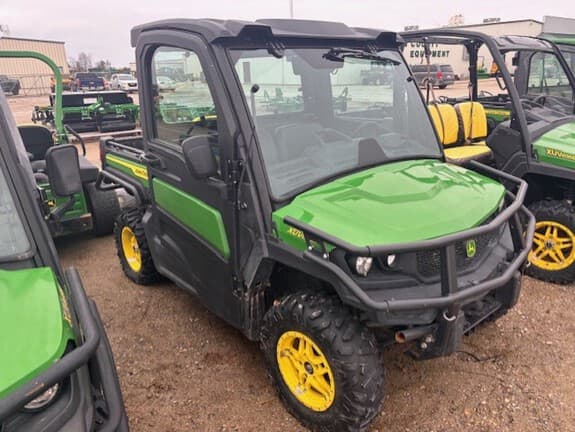 Image of John Deere XUV 835M Primary image
