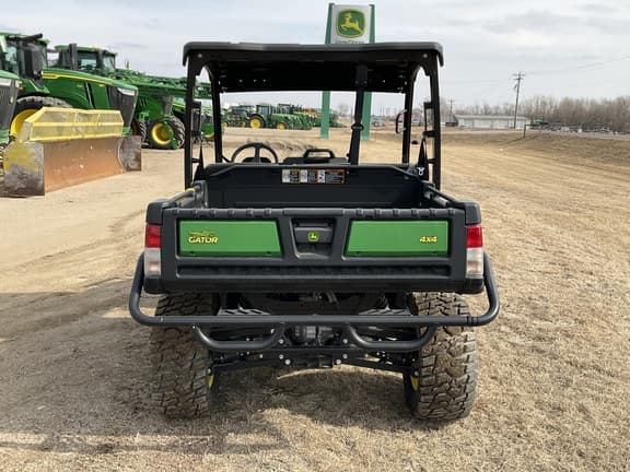 Image of John Deere XUV 865M equipment image 2
