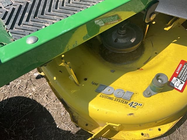 Image of John Deere Z225 equipment image 2