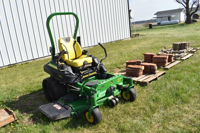 Image of John Deere Z930M equipment image 2