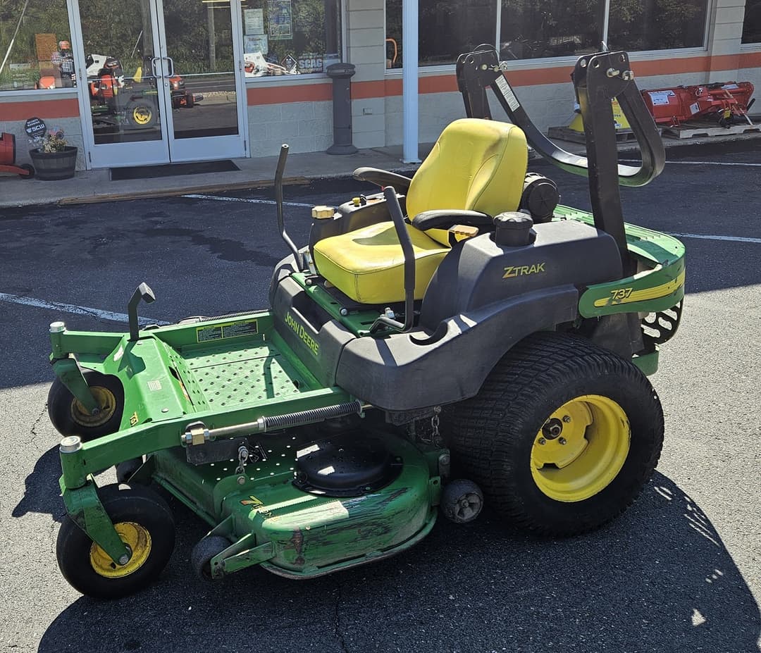 Image of John Deere 737 Image 1