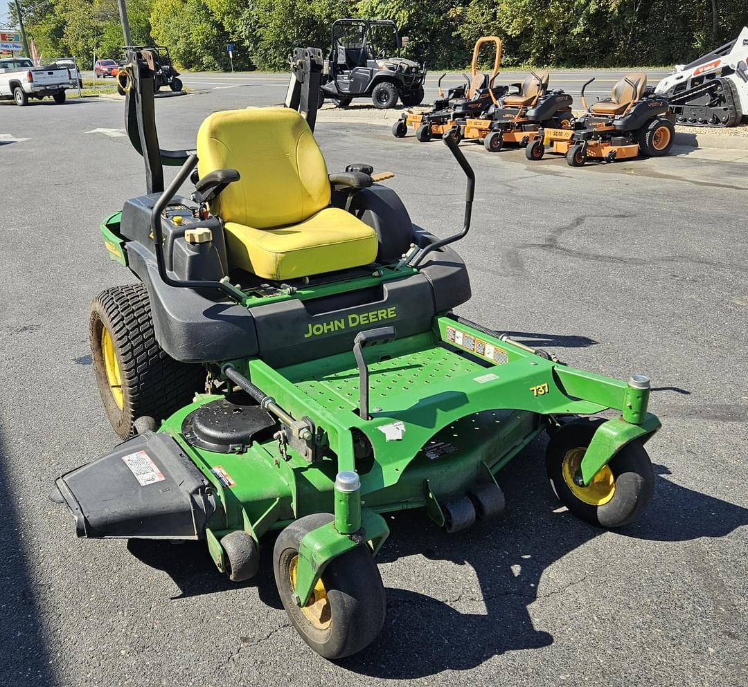 Image of John Deere 737 Image 1