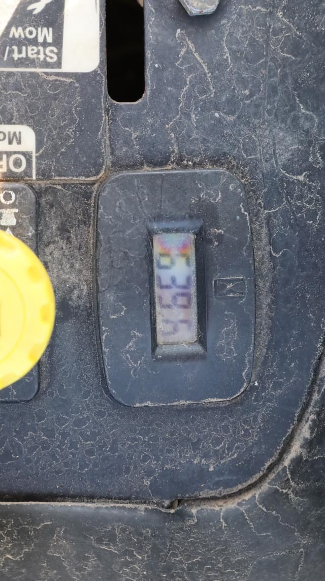 Image of John Deere ZTrak equipment image 4