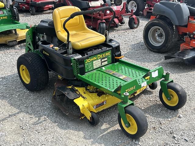 Image of John Deere Z335E equipment image 2