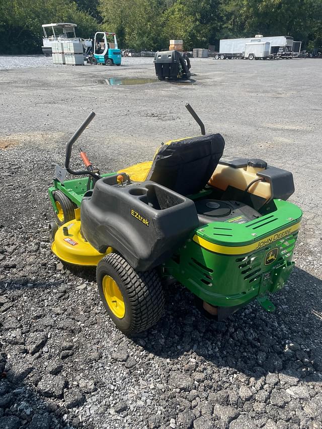 Image of John Deere Z225 equipment image 2