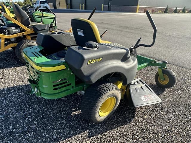 Image of John Deere Z225 equipment image 2