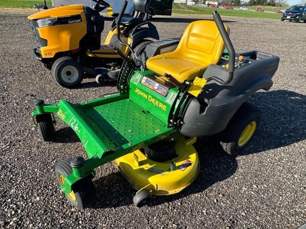 Image of John Deere Z225 Primary image