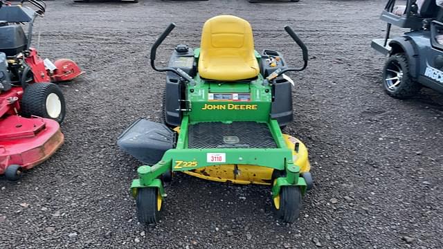 Image of John Deere Z225 equipment image 1