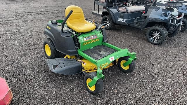 Image of John Deere Z225 equipment image 2