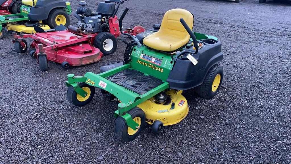 Image of John Deere Z225 Primary image