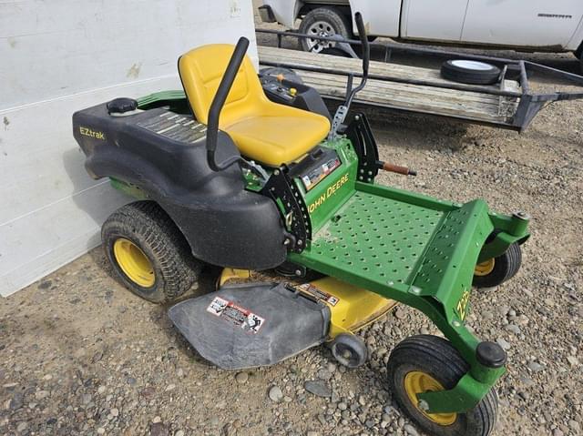 Image of John Deere Z225 equipment image 1