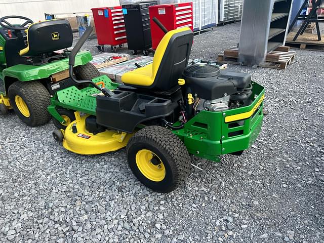 Image of John Deere Z235 equipment image 1