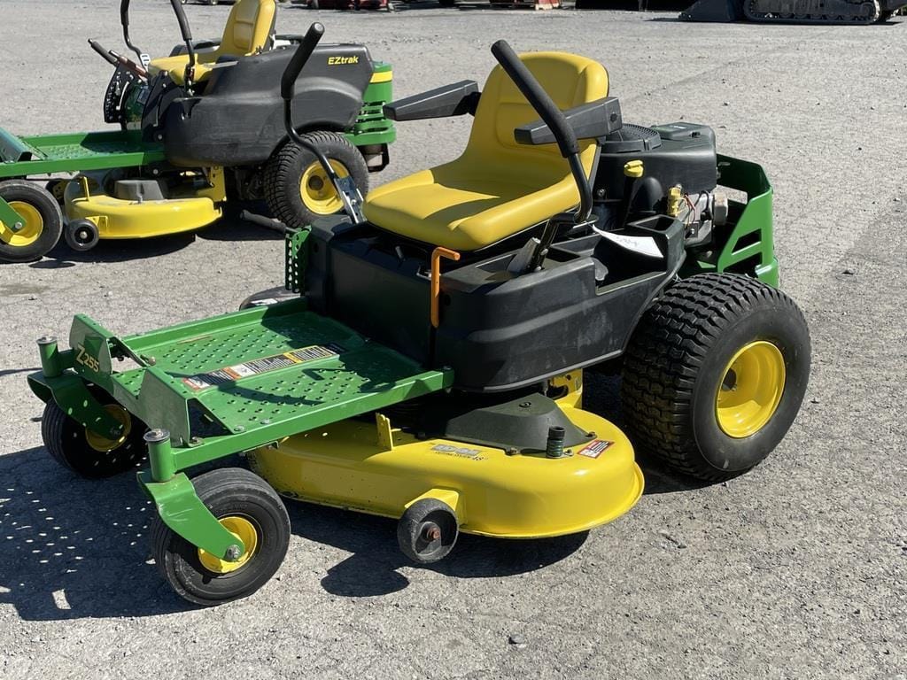 Main image John Deere Z255