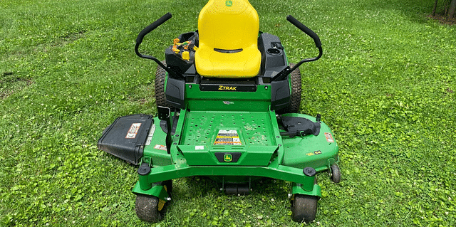 Image of John Deere Z325E equipment image 1