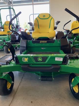 Image of John Deere Z330R equipment image 2