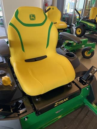 Image of John Deere Z330R equipment image 3