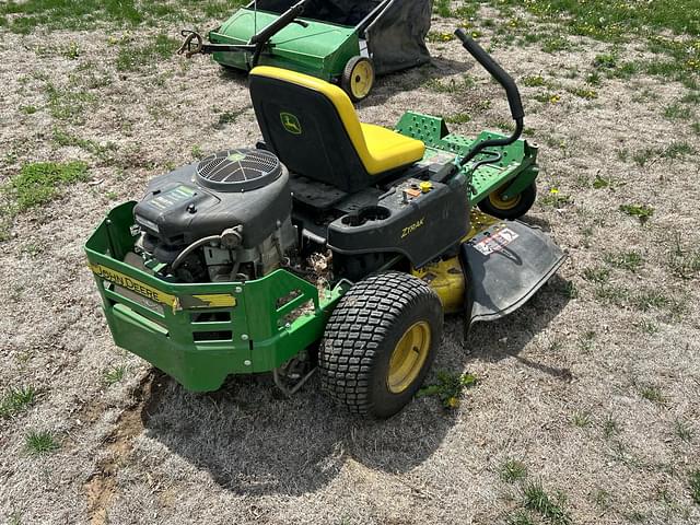 Image of John Deere Z335E equipment image 4