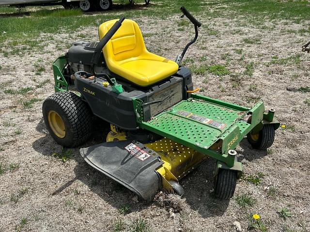 Image of John Deere Z335E equipment image 2