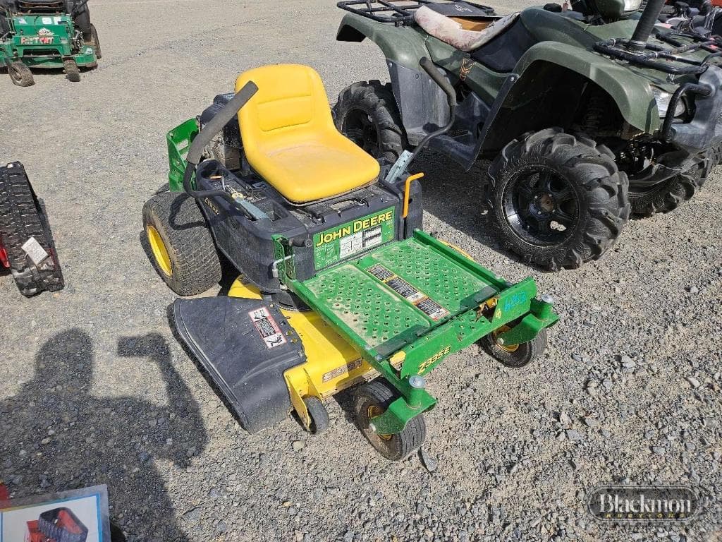Image of John Deere Z335E Image 1
