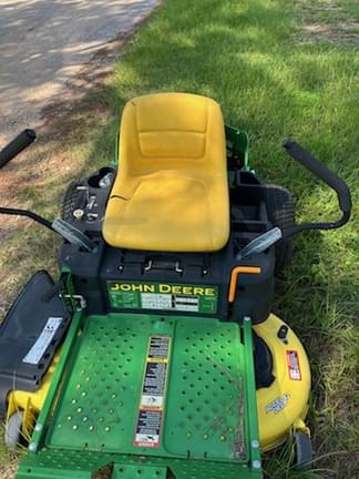 Image of John Deere Z335E equipment image 3