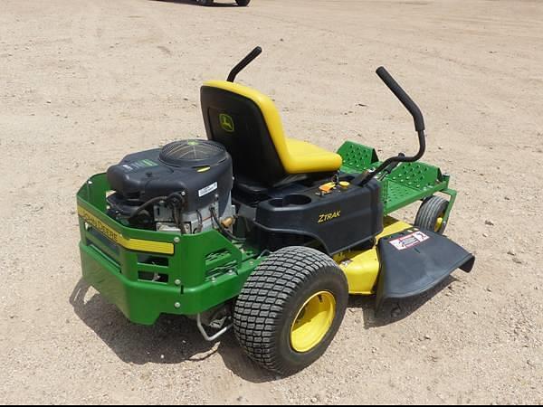 Image of John Deere Z335E equipment image 4