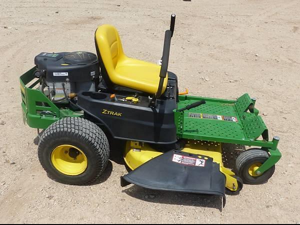 Image of John Deere Z335E equipment image 3