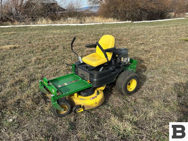 Image of John Deere Z345M equipment image 1