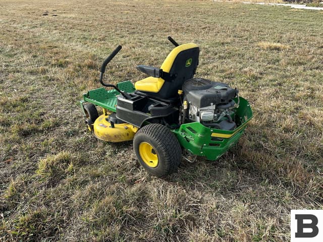 Image of John Deere Z345M equipment image 3