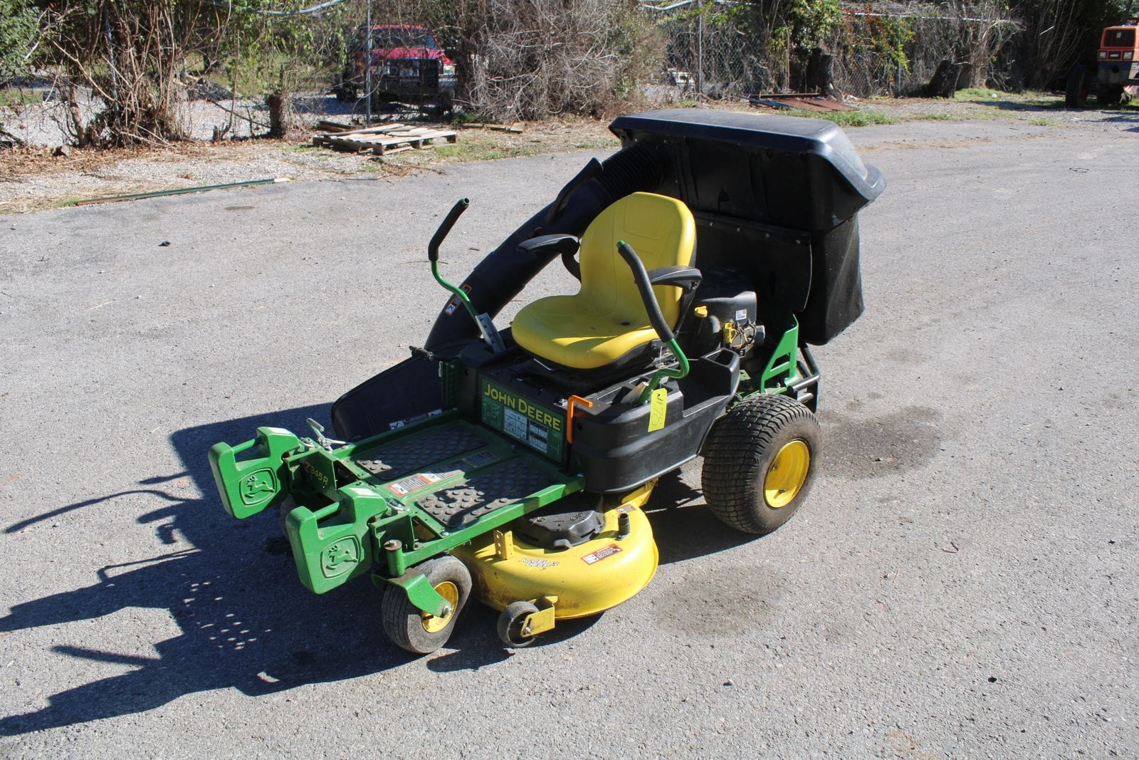 John Deere Z345R Equipment Image0