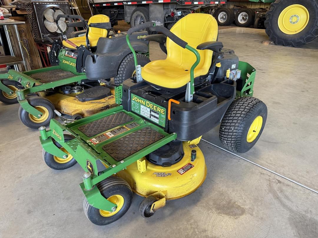 Image of John Deere Z345R Primary Image