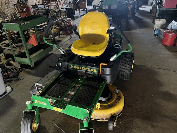 Image of John Deere Z345R Primary Image