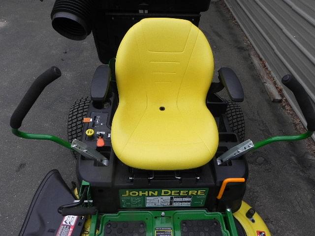 Image of John Deere Z345R equipment image 3