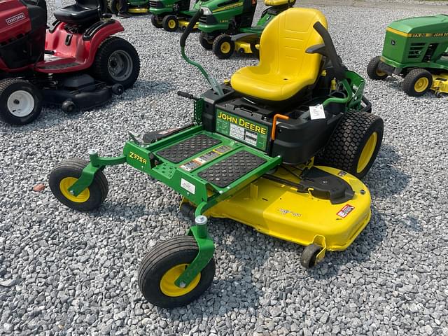 Image of John Deere Z375R equipment image 1
