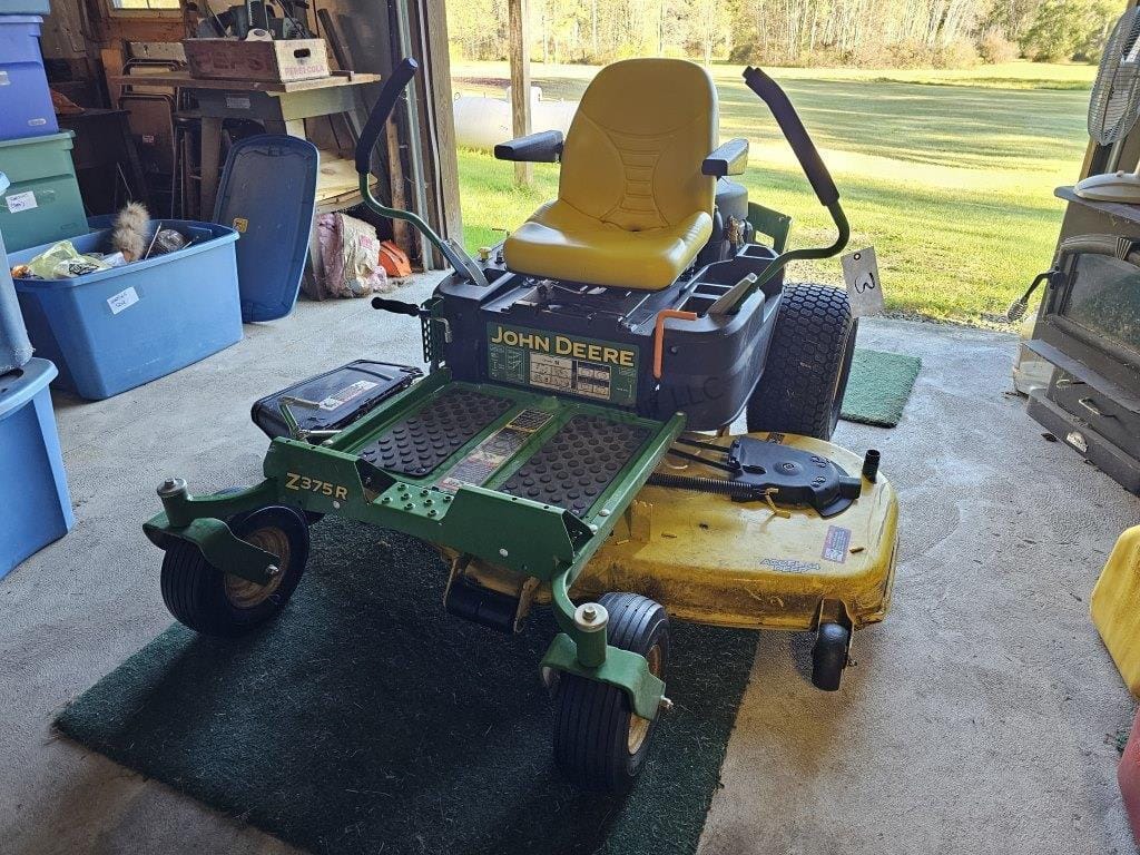 John Deere Z375R Equipment Image0