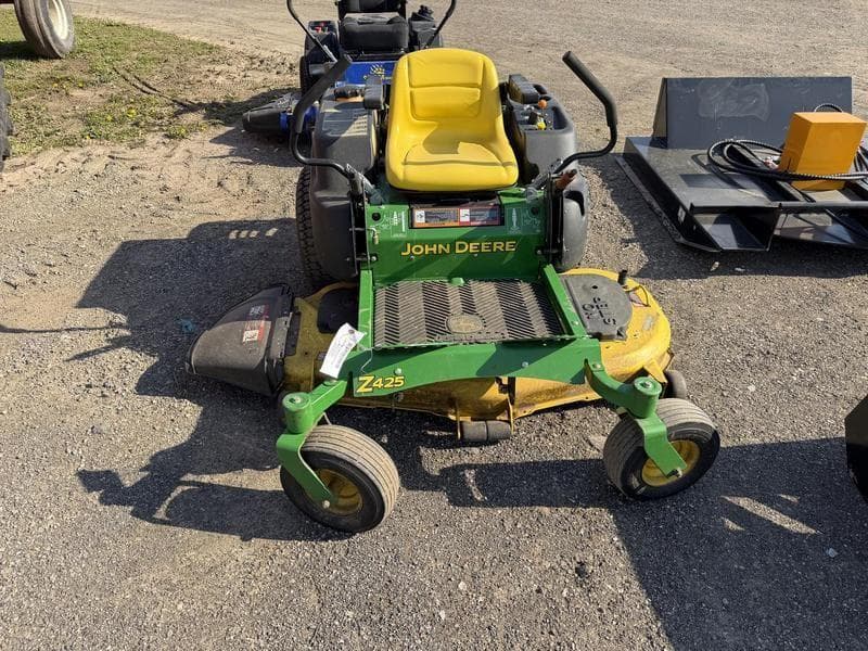 Image of John Deere Z425 Primary image
