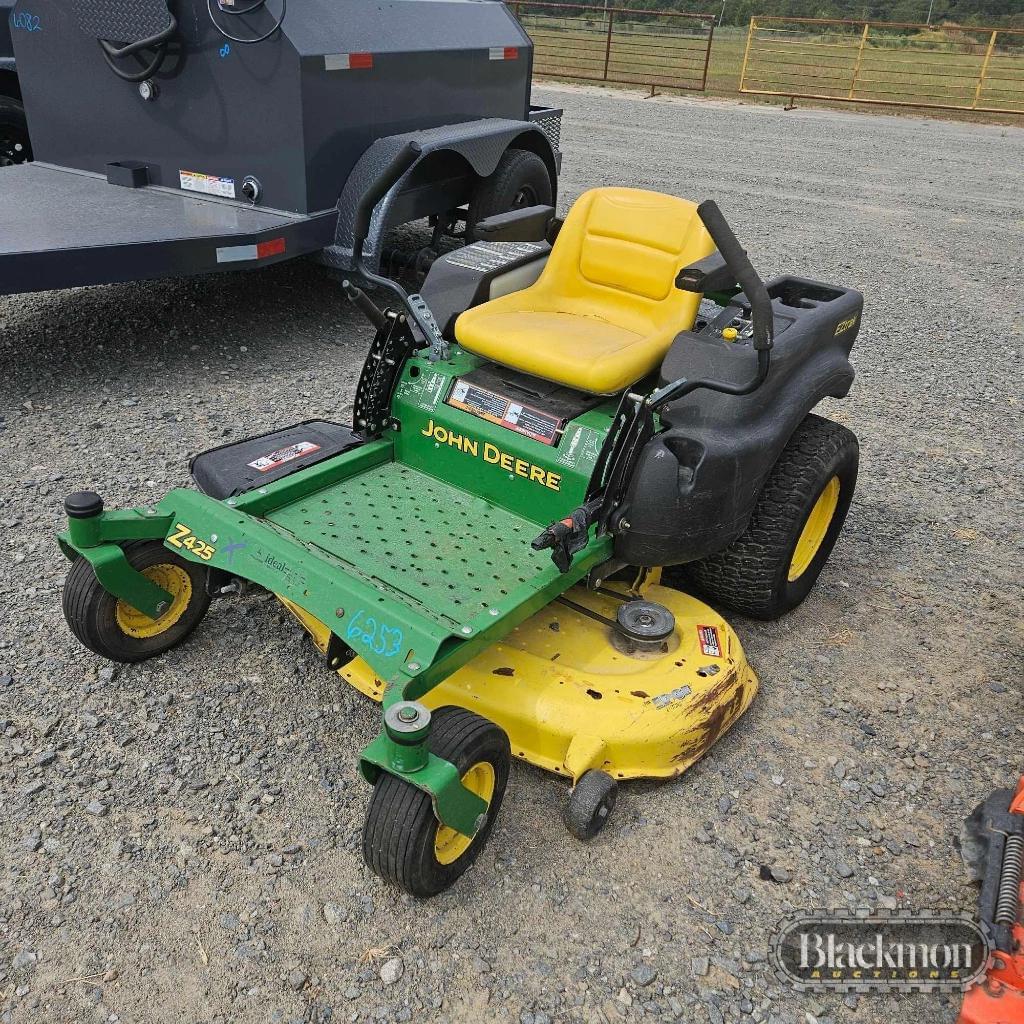 Image of John Deere Z425 Image 0
