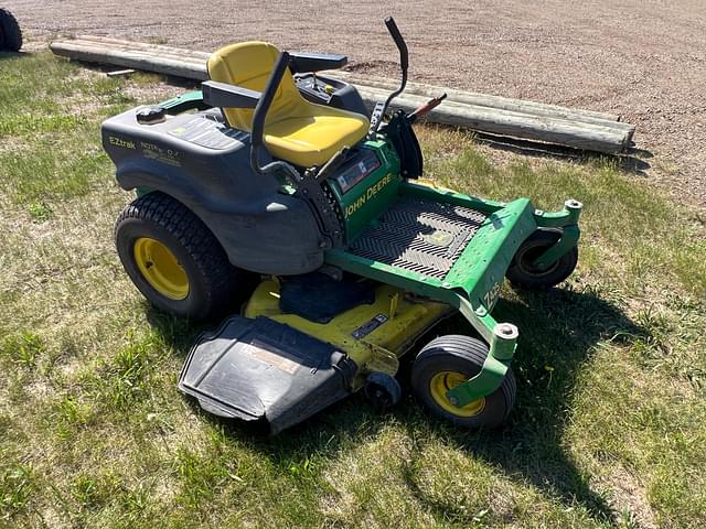 Image of John Deere Z425 equipment image 2