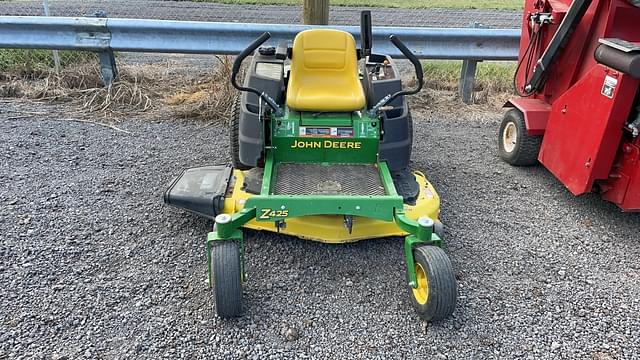 Image of John Deere Z425 equipment image 1