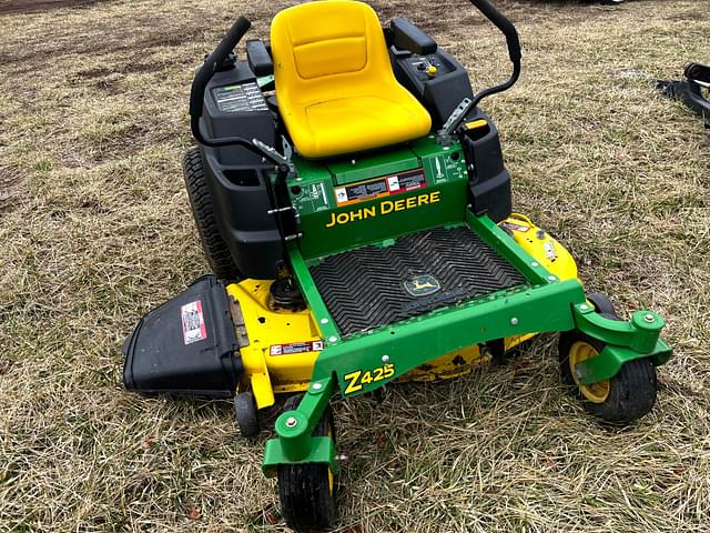 Image of John Deere Z425 equipment image 1