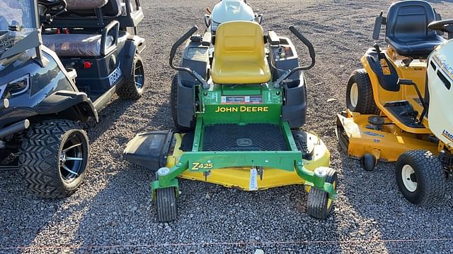 Image of John Deere Z425 equipment image 1