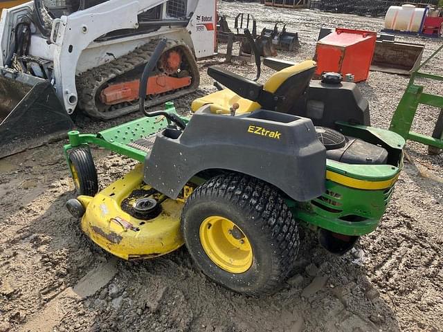 Image of John Deere Z425 equipment image 2