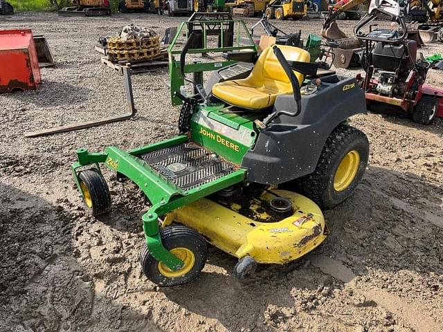 Image of John Deere Z425 equipment image 1